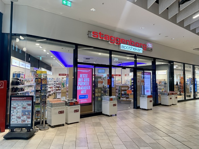 Staggenborg Apotheke im E-Center A23 · Grauer Esel · Elmshorn | Bild 1/1