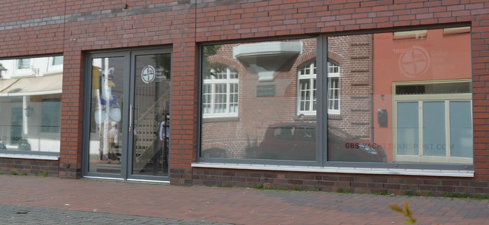 Global Boat Shipping · Mühlenstraße · Elmshorn | Bild 1/1 | Global Boat Shipping · Außenansicht | Mühlenstraße