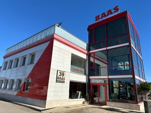 Baas