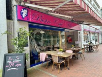 Café Monroe's