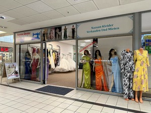 Naasan Kleider Fashion