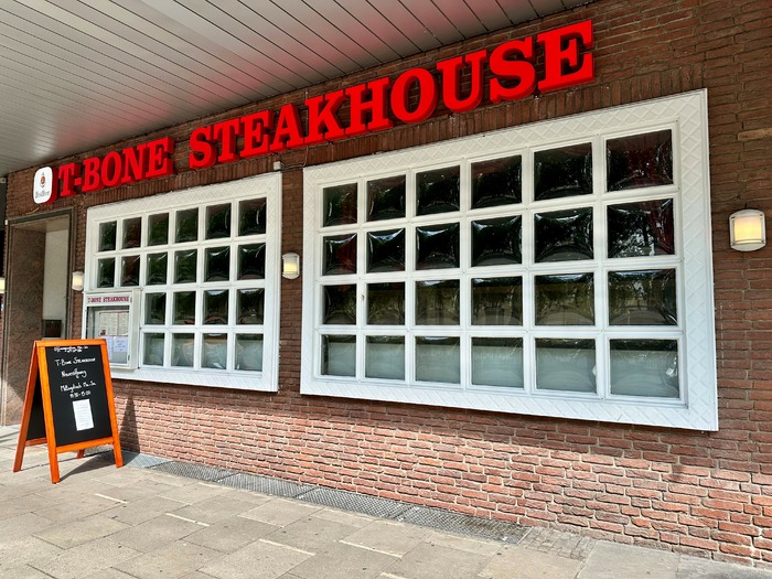 T-Bone Steakhouse · Alter Markt · Elmshorn | Bild 1/1 | T-Bone Steakhouse · Wedenkamp | Außenansicht