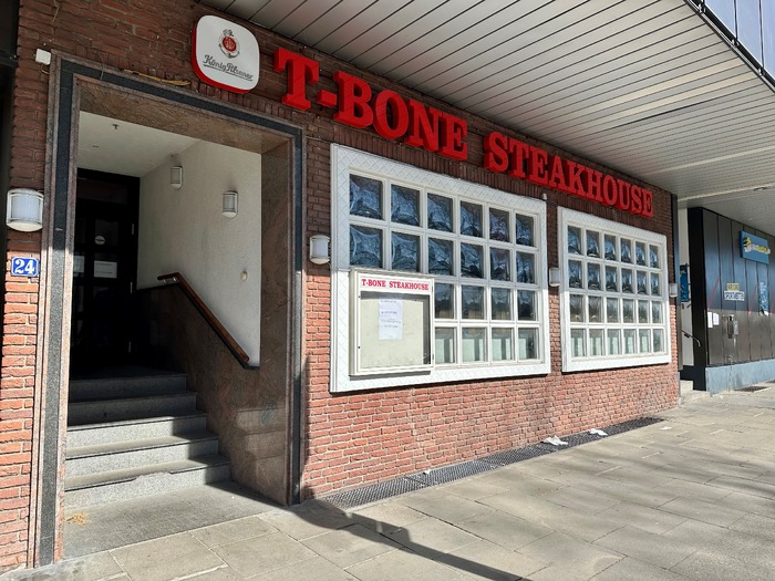 Wedenkamp 24 &middot; Alter Markt &middot; Elmshorn | Bild 1/1 | T-Bone Steakhouse &middot; Wedenkamp | Außenansicht