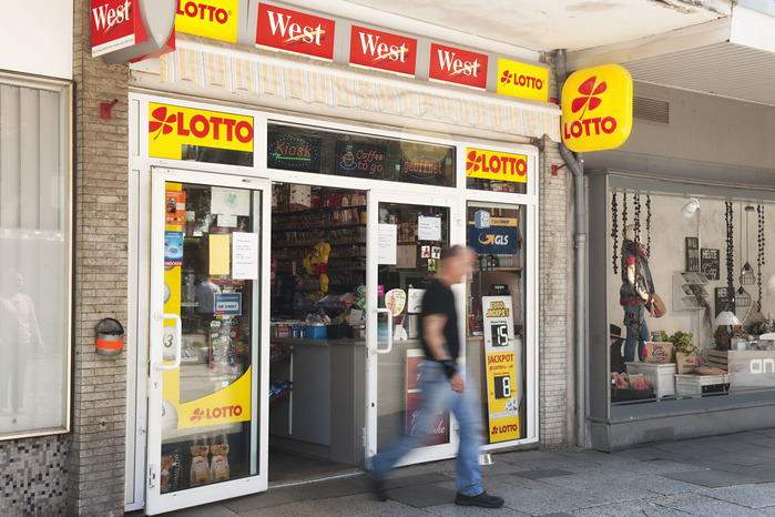 Hoth's Tabak Shop · Holstenplatz · Elmshorn | Bild 1/1